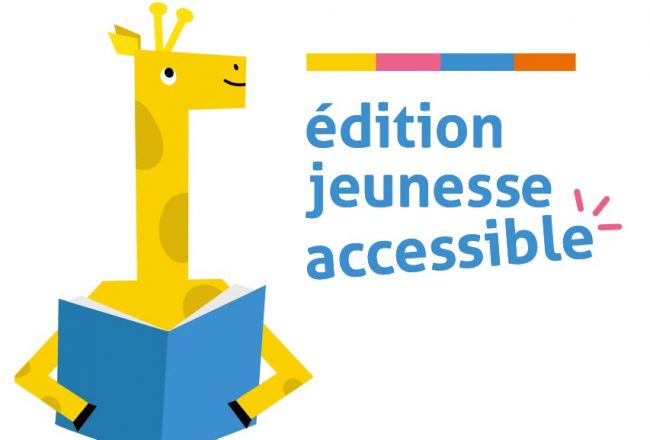 logo EJA, présentant une girafe qui lit et à côté l'inscription édition jeunesse accessible