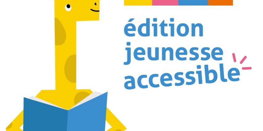 logo EJA, présentant une girafe qui lit et à côté l'inscription édition jeunesse accessible