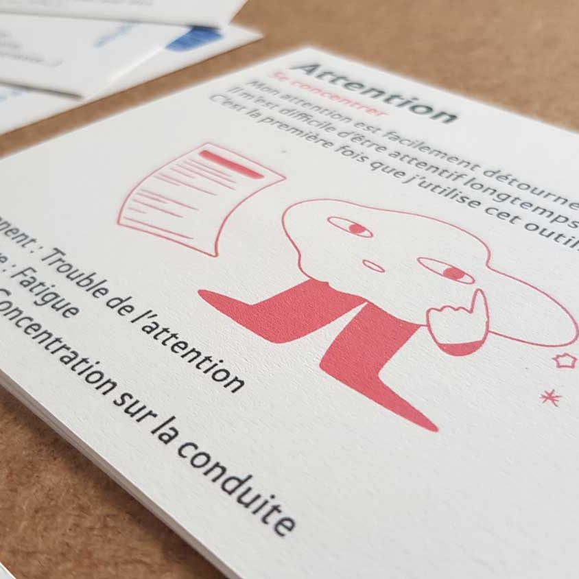 Photographie d'une carte du kit accès graphique.